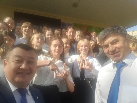 С искусственным интеллектом познакомились школьники республики и Славяносербского района ЛНР